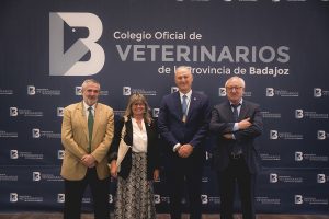 El Colegio Oficial de Veterinarios de Badajoz reconoce la labor de la Plataforma One Health